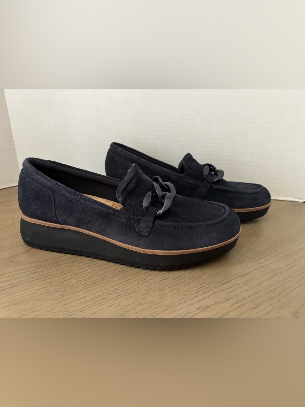 Clarks Women’s Zylah Top Navy Blue Suede Slip-On Non-Slip Shoes Size 12